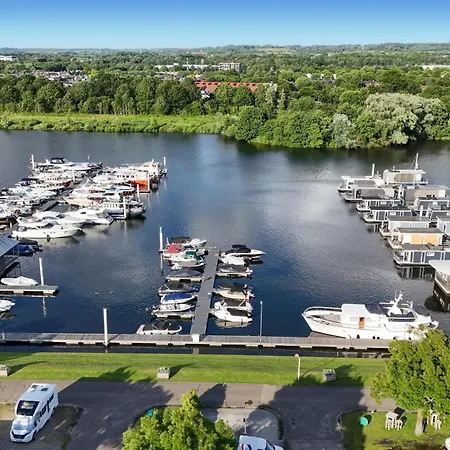 ספינת מלון House Boat Ibiza מאסטריכט