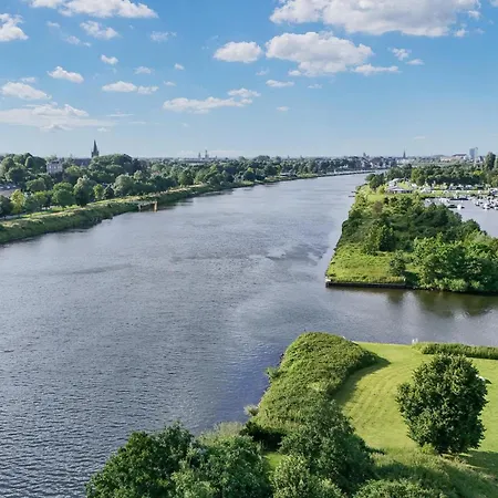 House Boat Ibiza Maastricht