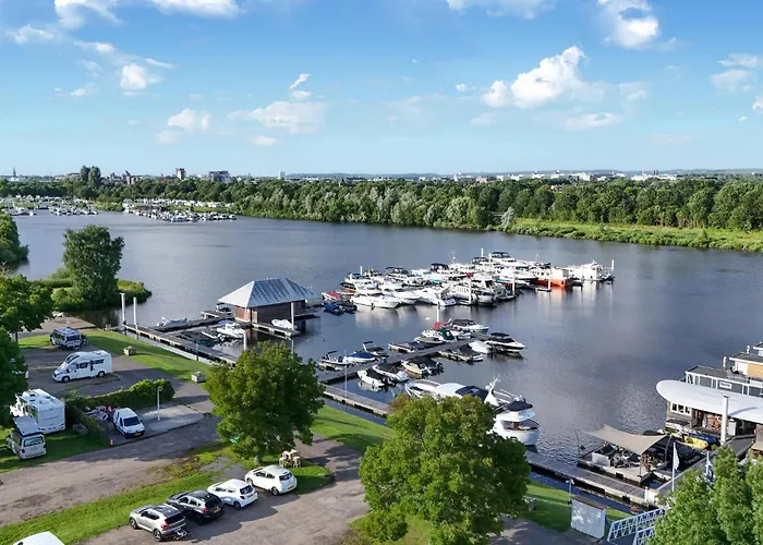 House Boat Ibiza Botel Maastricht