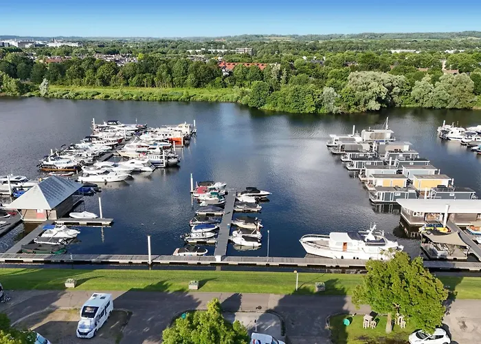 Botel House Boat Ibiza Maastricht